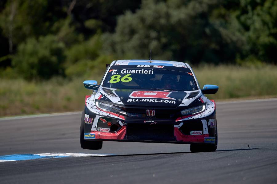 【2021シーズン総集編】Civic Type R TCRが3勝 グエリエリが最終戦までタイトル争いに食い込む