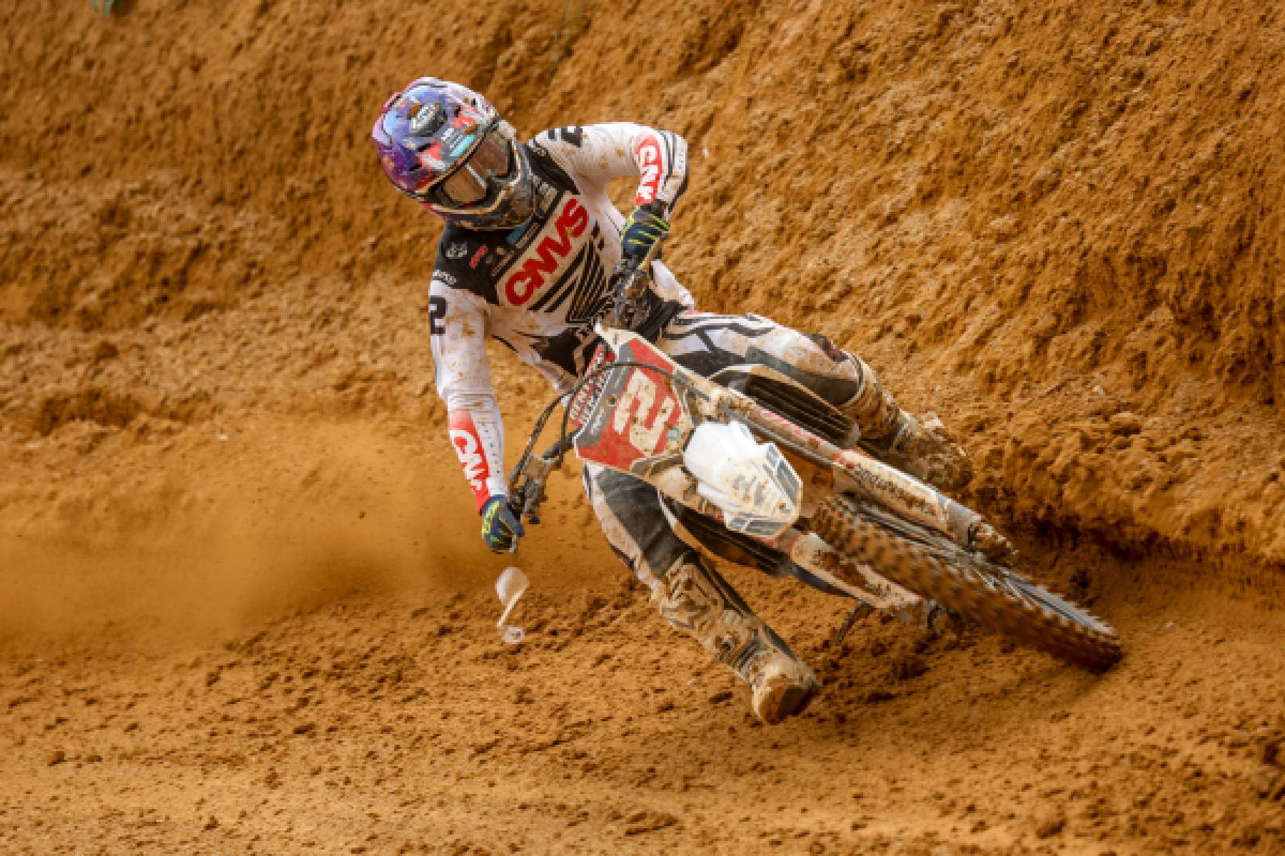 ヒート1で一時2番手を走行した横澤が3位表彰台に