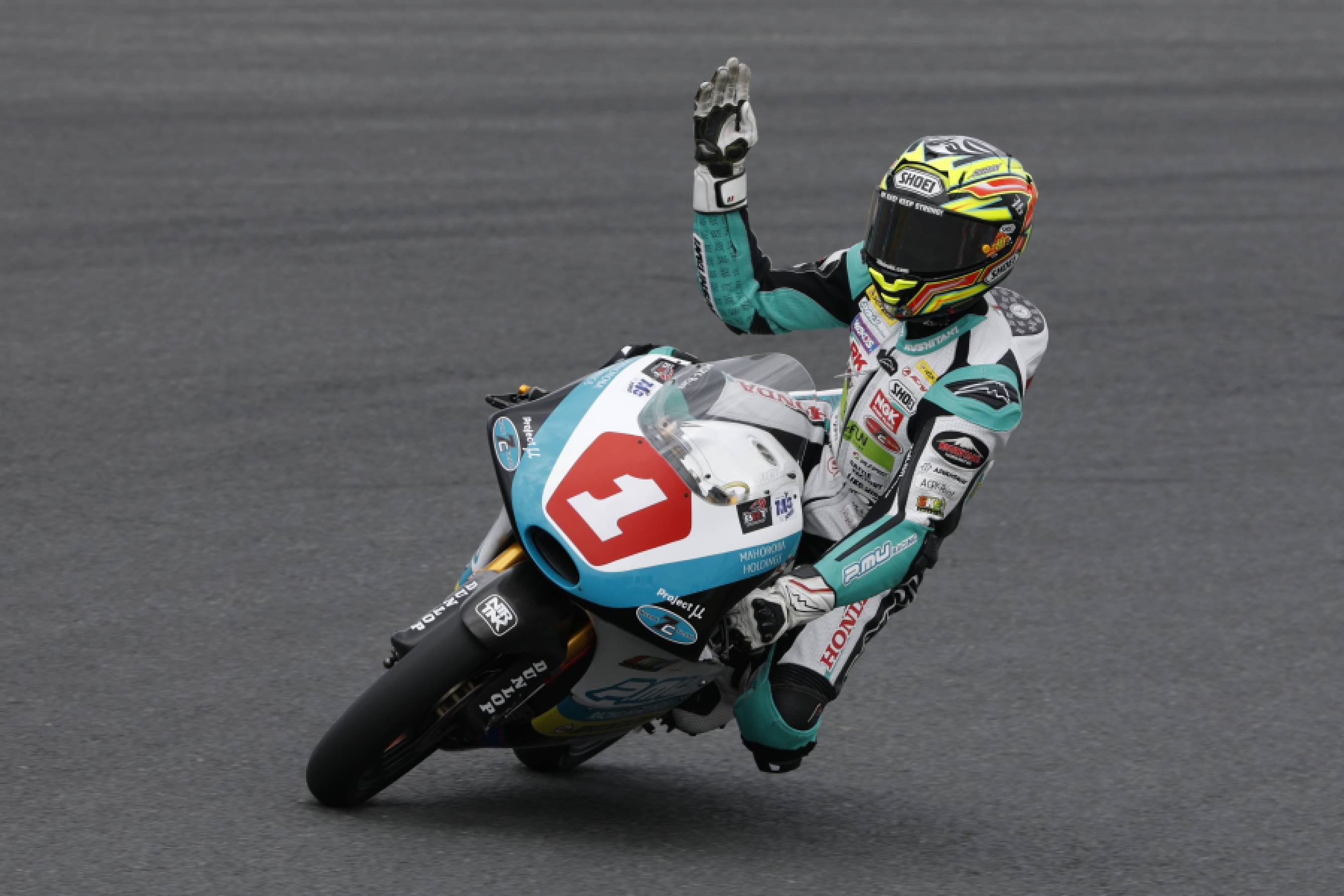 尾野がポールポジションを獲得