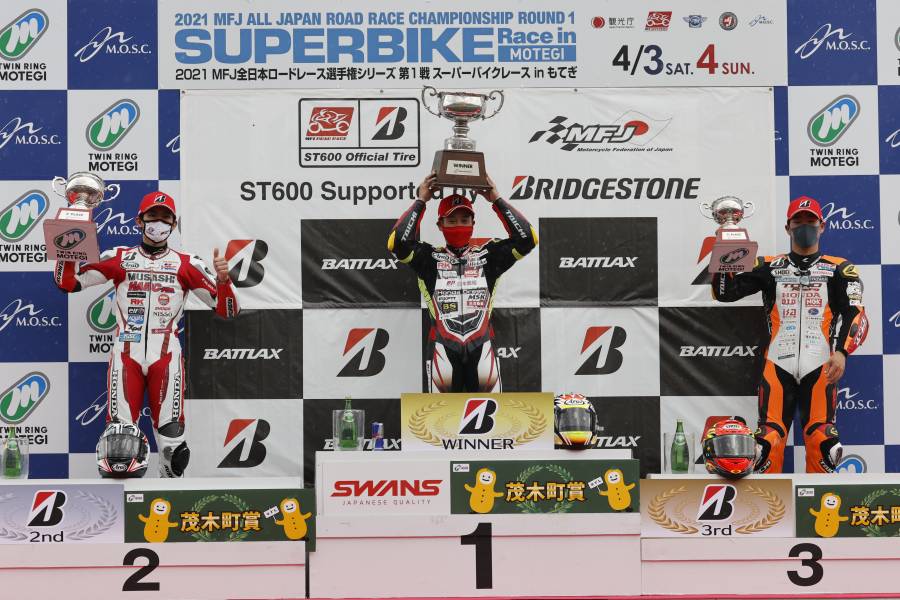 開幕戦ツインリンクもてぎ CBR600RR勢が表彰台を独占