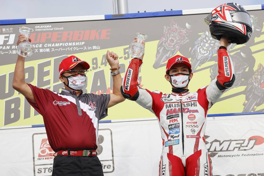 第6戦岡山国際サーキット 今季2勝目を挙げた埜口