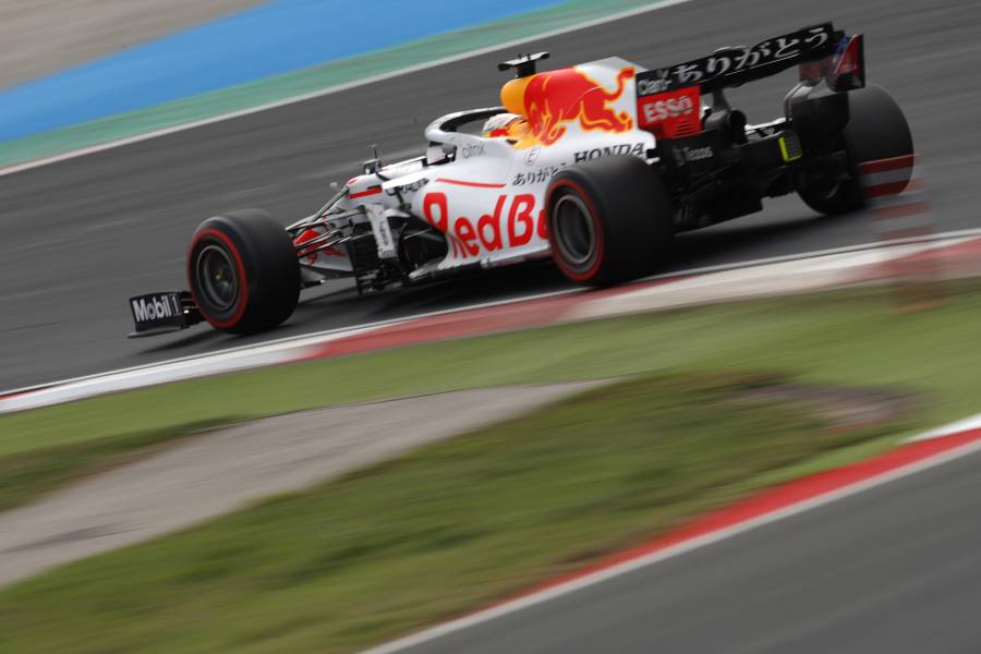 第16戦トルコGP スペシャルカラーのマシンでダブル表彰台を獲得