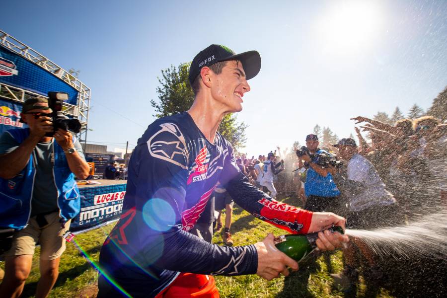 Sexton celebrates his first win of the season in Round 7 Washougal National