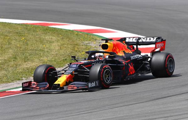 【2021 End Of Season Review】Historic Battle - Verstappen Wins First Championship for Honda in 30 Years