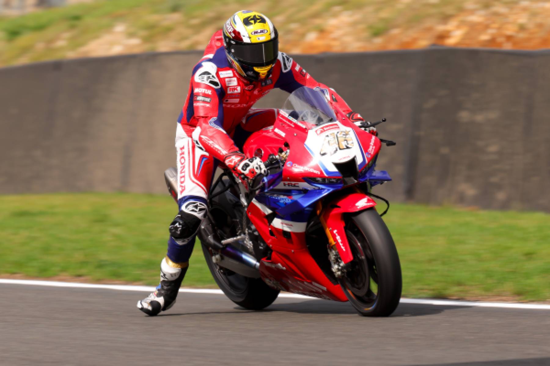 Honda Racing in the thick of the action at Brands Hatch