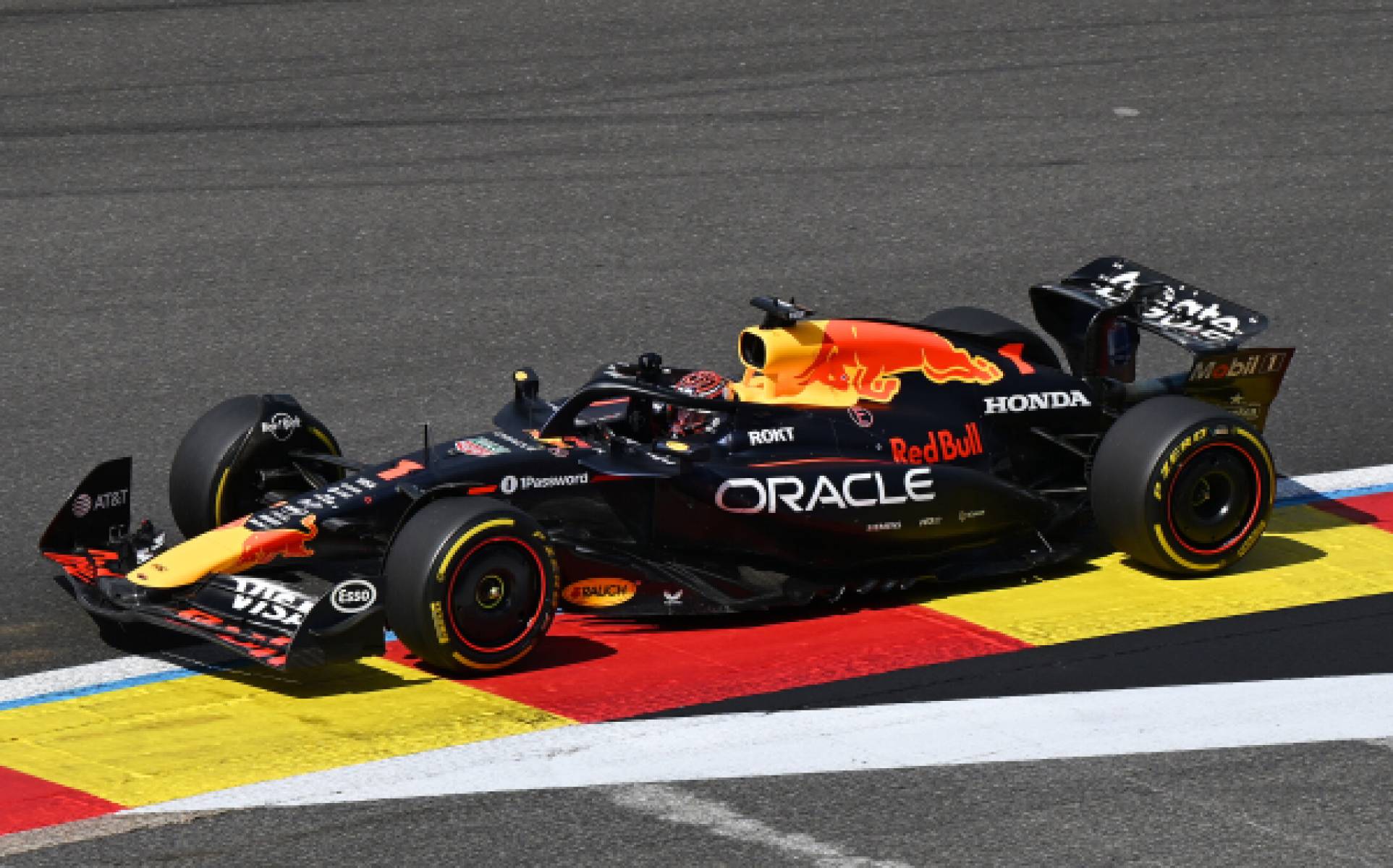 Verstappen wins Sprint, all four Honda-powered cars advance to Q3