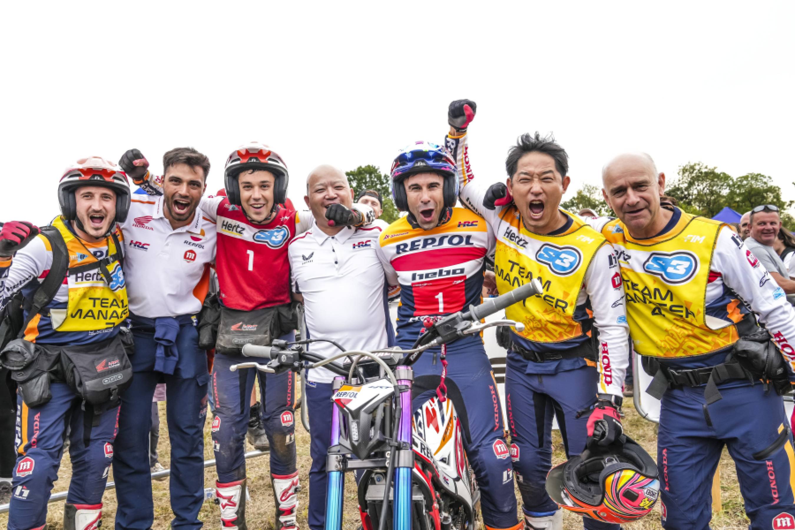 ボウ、シーズンを華やかに締めくくる