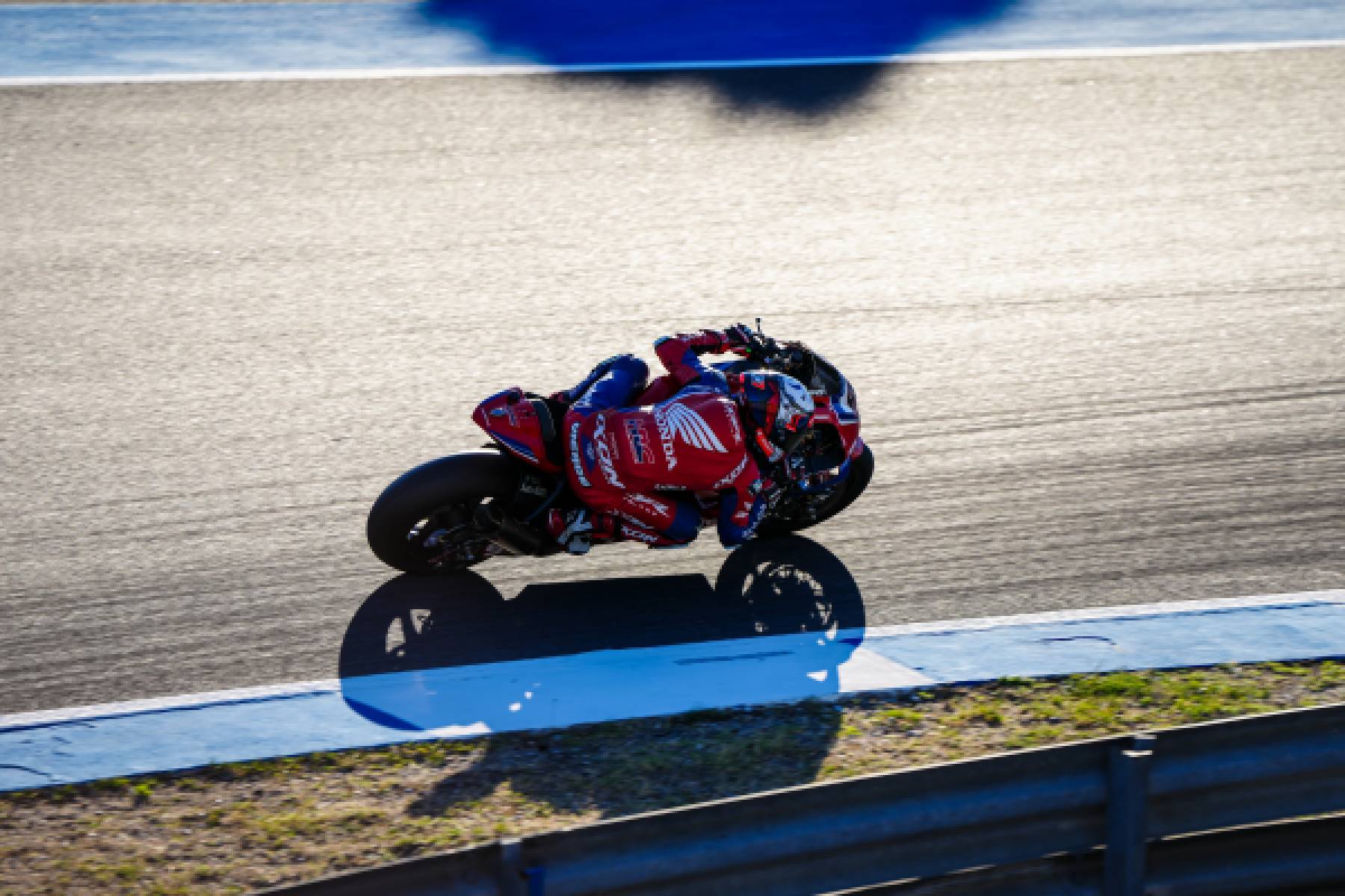 Honda HRC P7 with Vierge in SBK Race 1 at Estoril