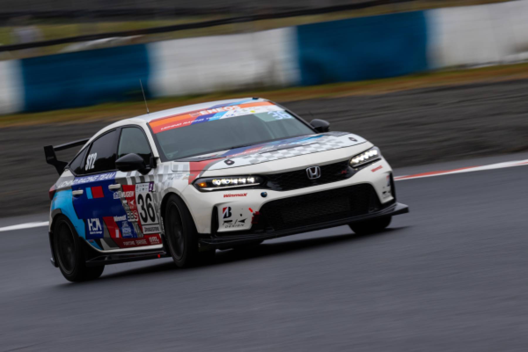 CIVIC TYPE R HRC Concept completes most laps... | Honda.Racing
