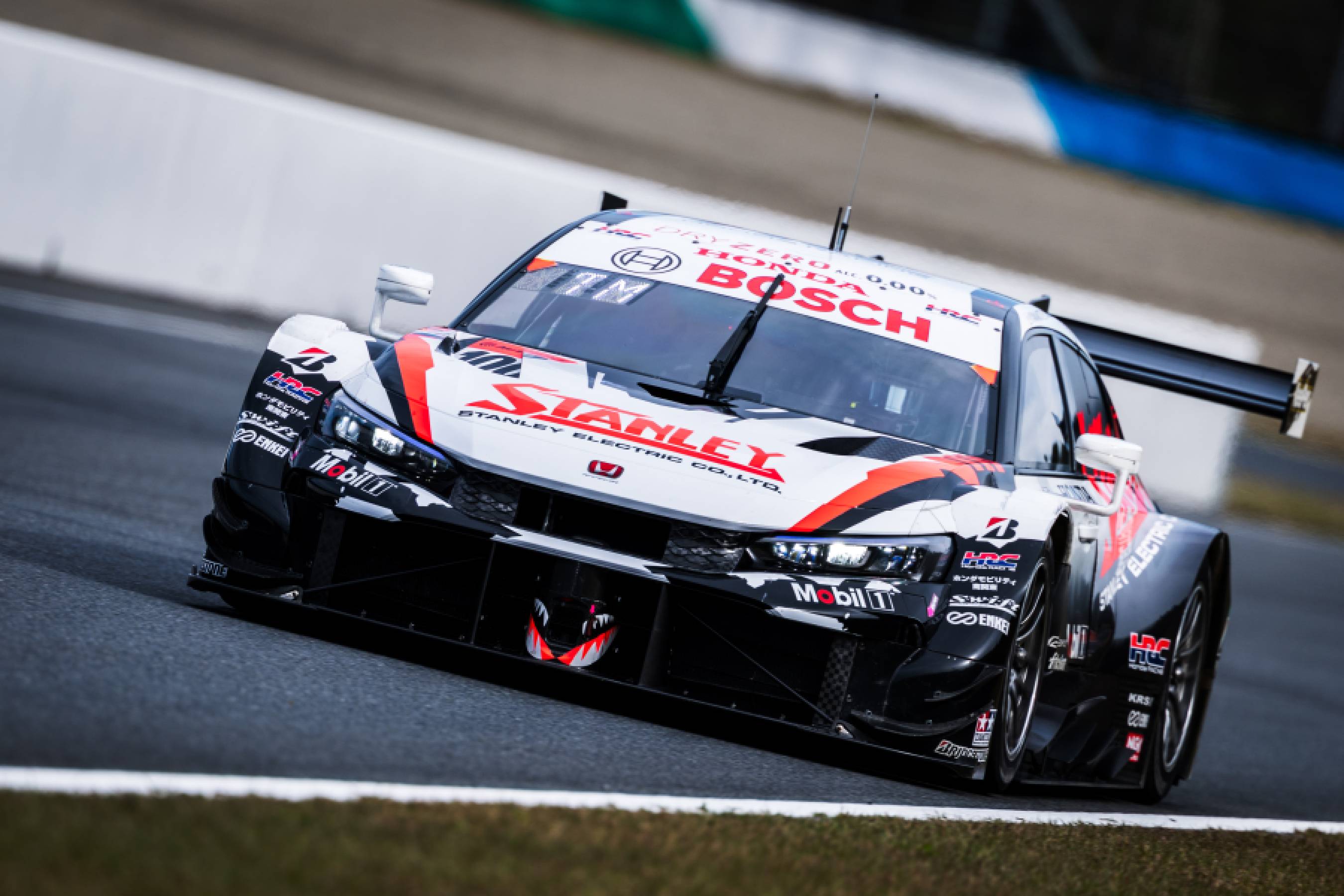 STANLEY CIVIC TYPE R-GT qualified in P7