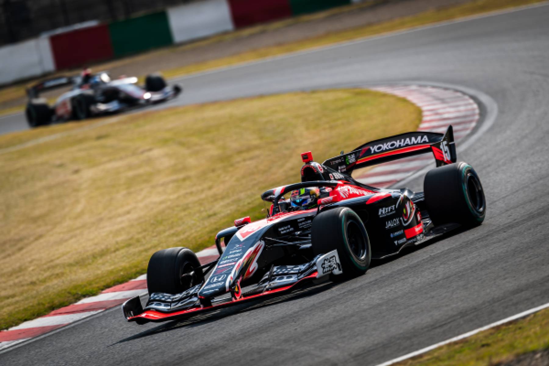 Iwasa takes pole position