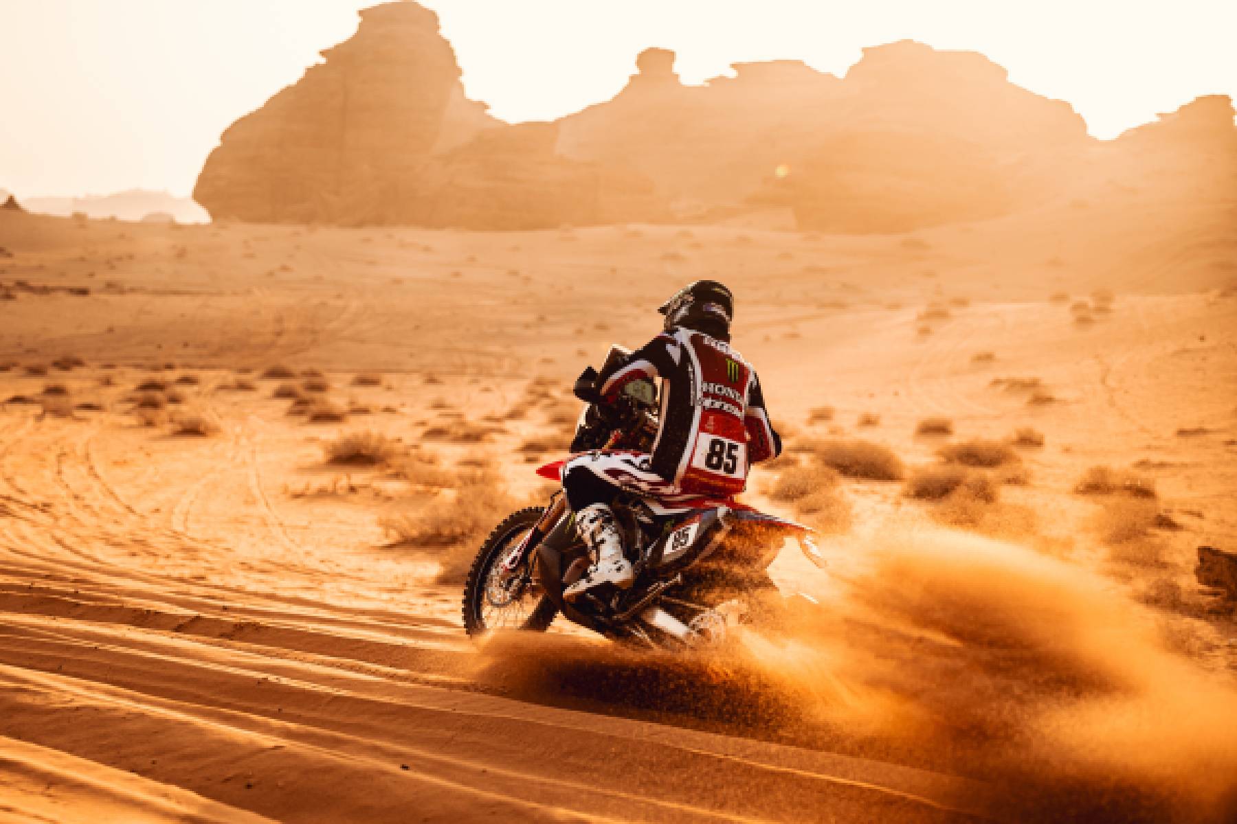 Campbell takes Rally2 lead amid Dakar surprises