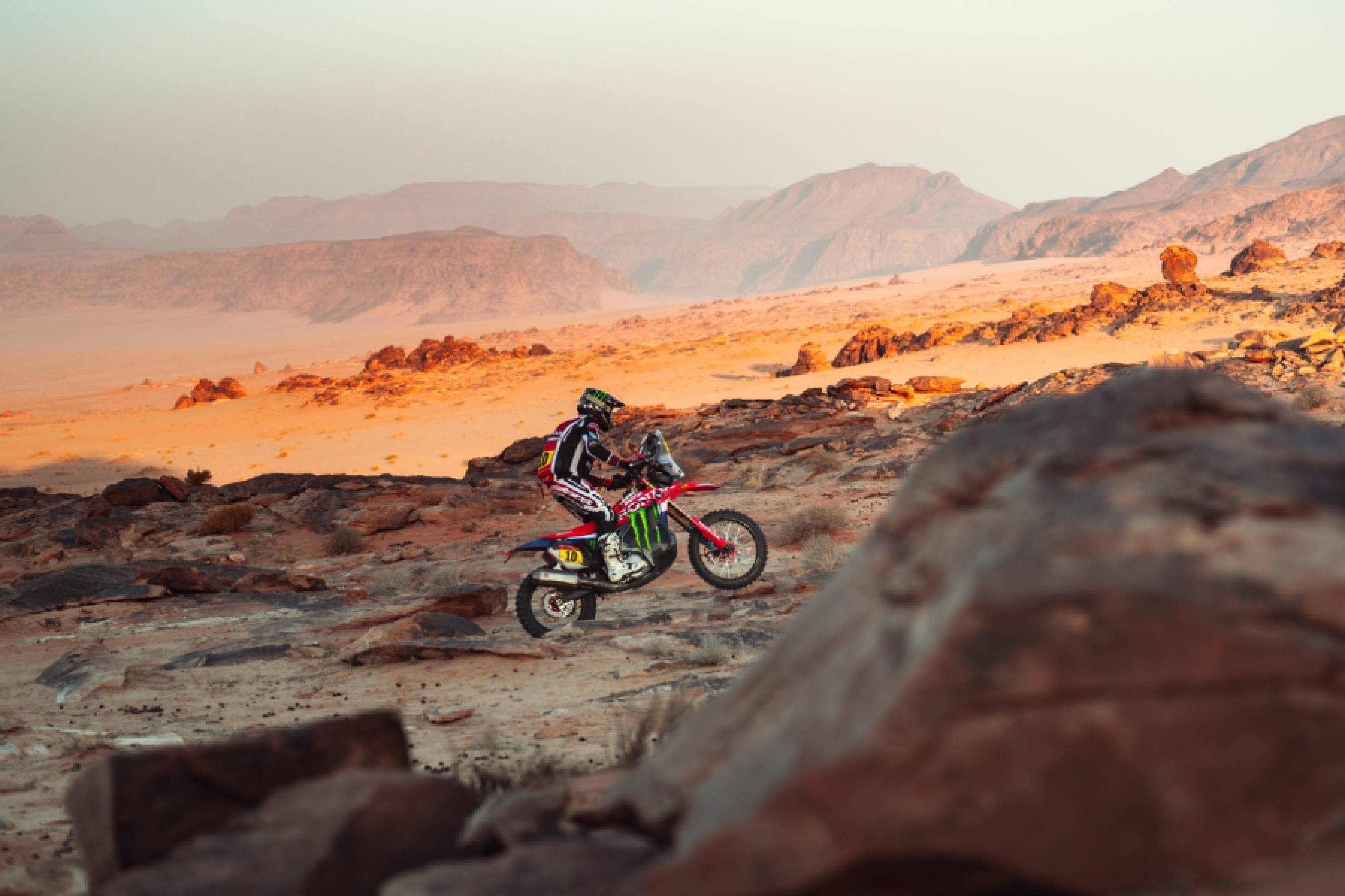 The marathon stage challenges Monster Energy Honda HRC