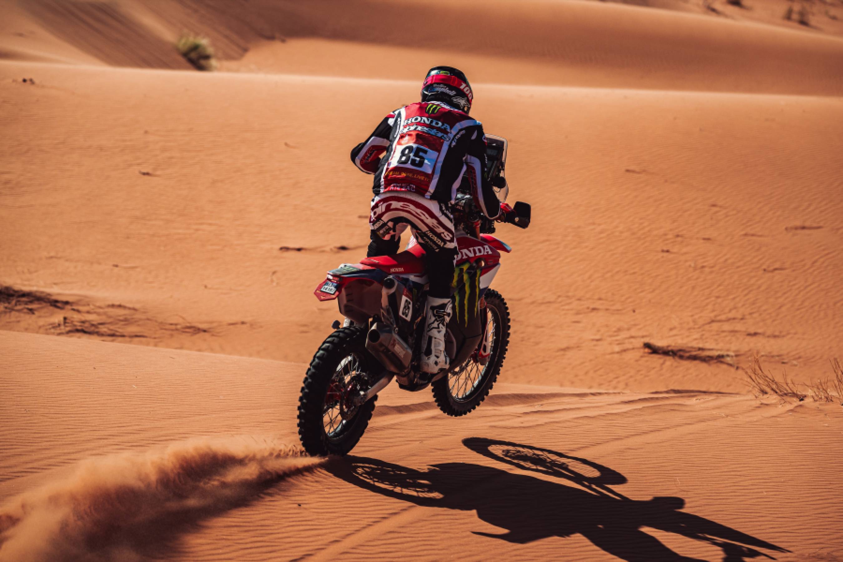 Rally2 rookies shine as Campbell holds Dakar lead and Ventura climbs