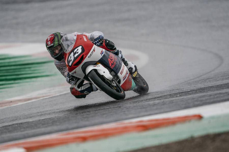 Wet last round helps Buasri to finish 13th