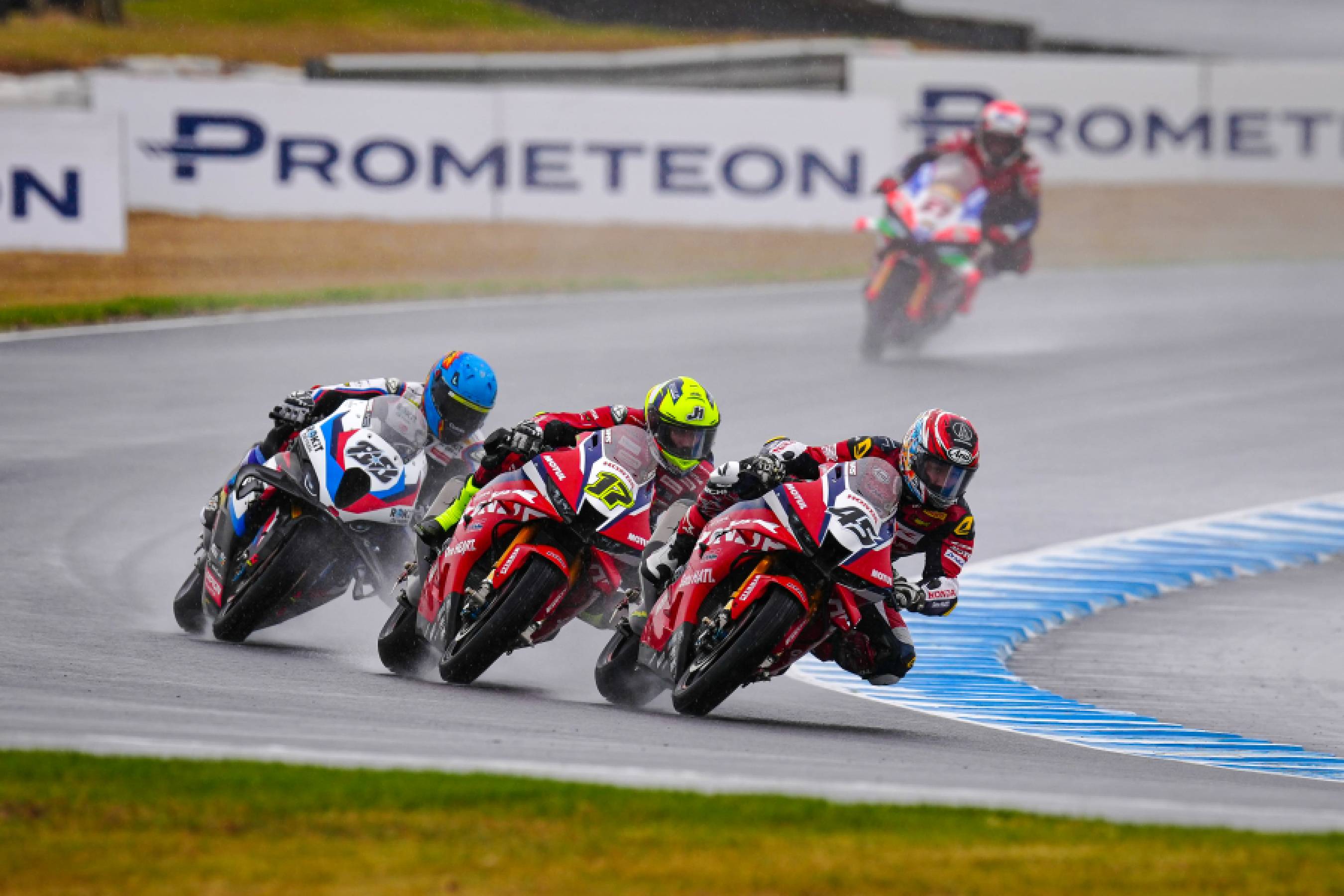 A cool-headed Nagashima just misses top ten in a wet SBK Race 2