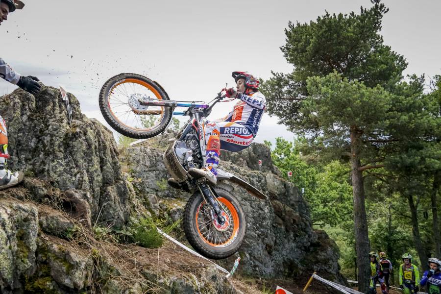 Toni Bou wins 120th world championship trial in Round 2, France