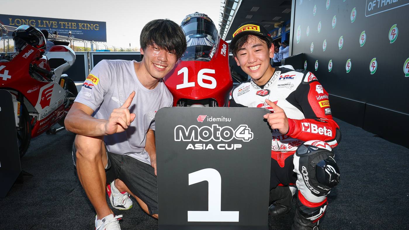 知識が連勝達成、表彰台争いは最終コーナーまで白熱