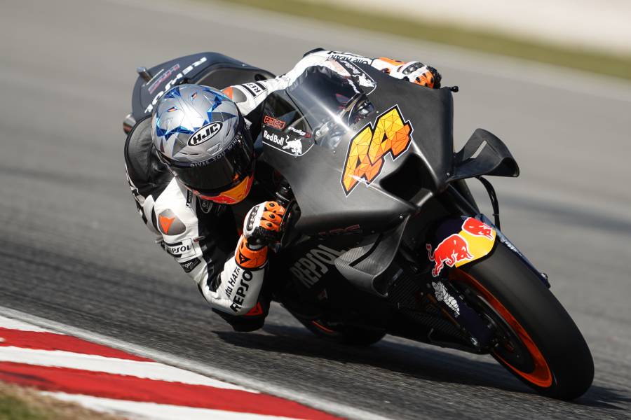 Stealth mode begins 2022 for Repsol Honda Team