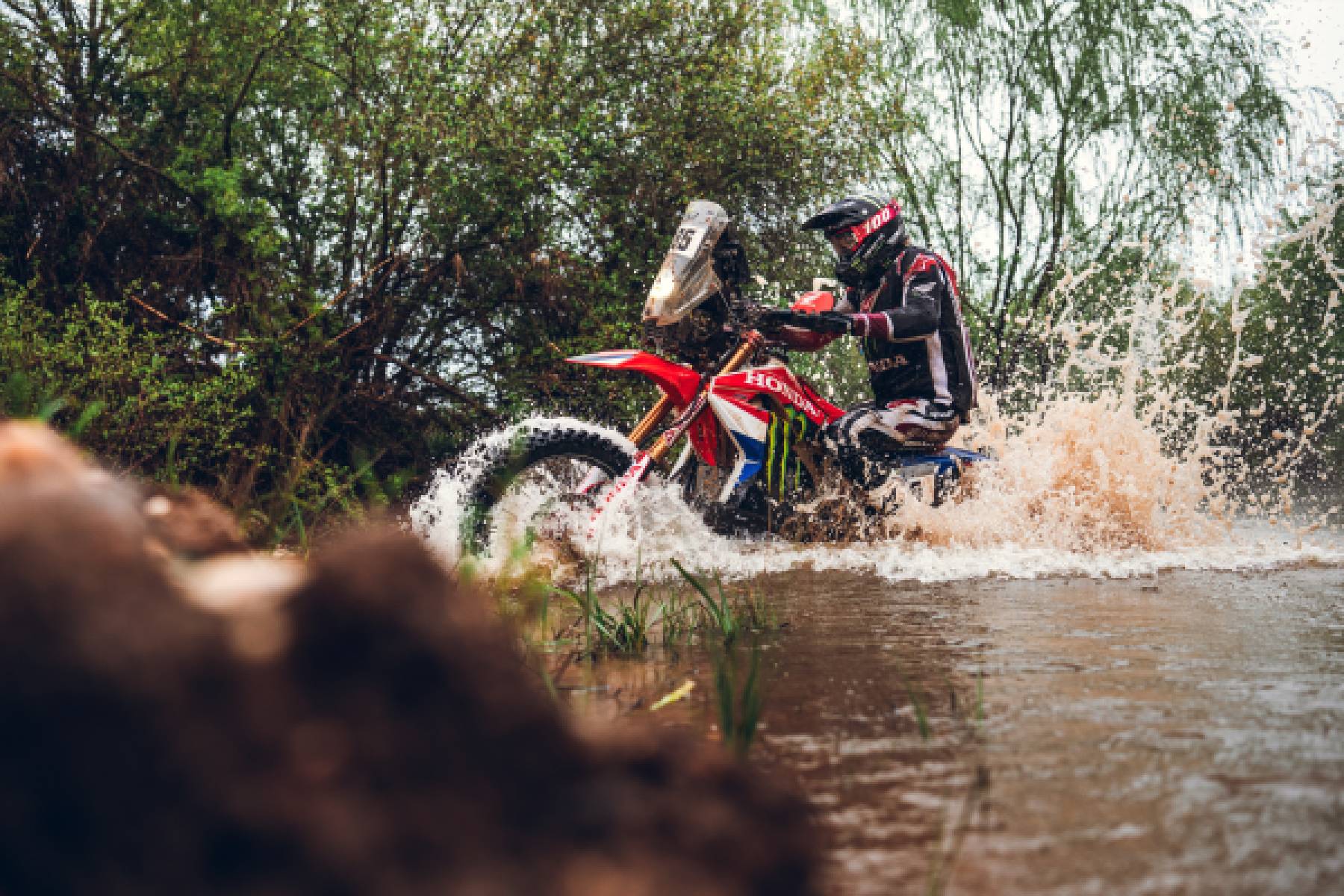 Ventura and Campbell overcome tough conditions on Rally-Raid Portugal Stage One