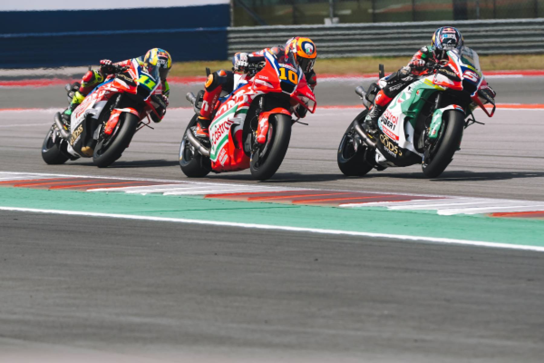 Points for Marini and Moreira in America