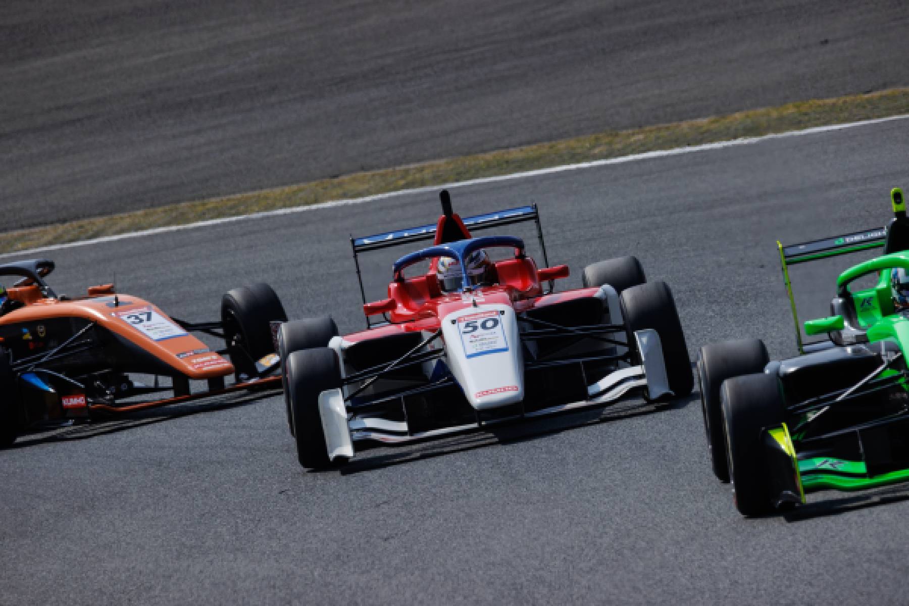 Shimbara scores his first point with P6 in Round 2