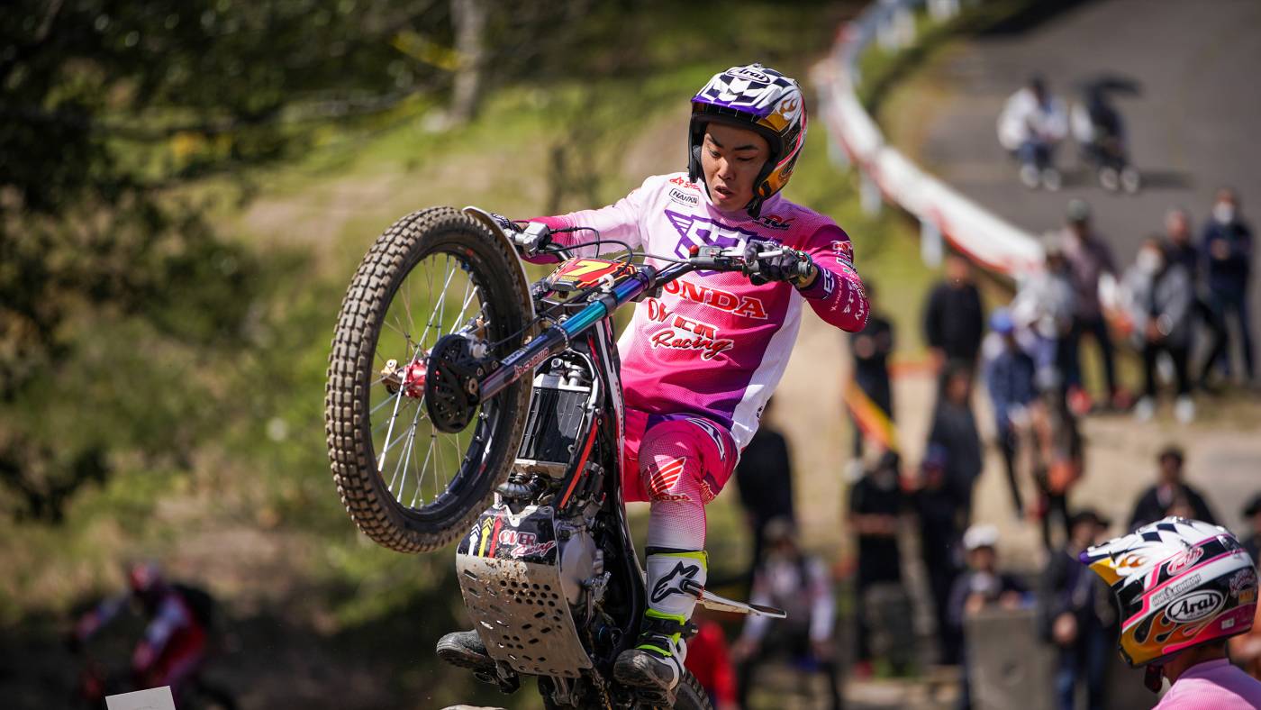 武田が3位表彰台、復帰戦の小川は6位に