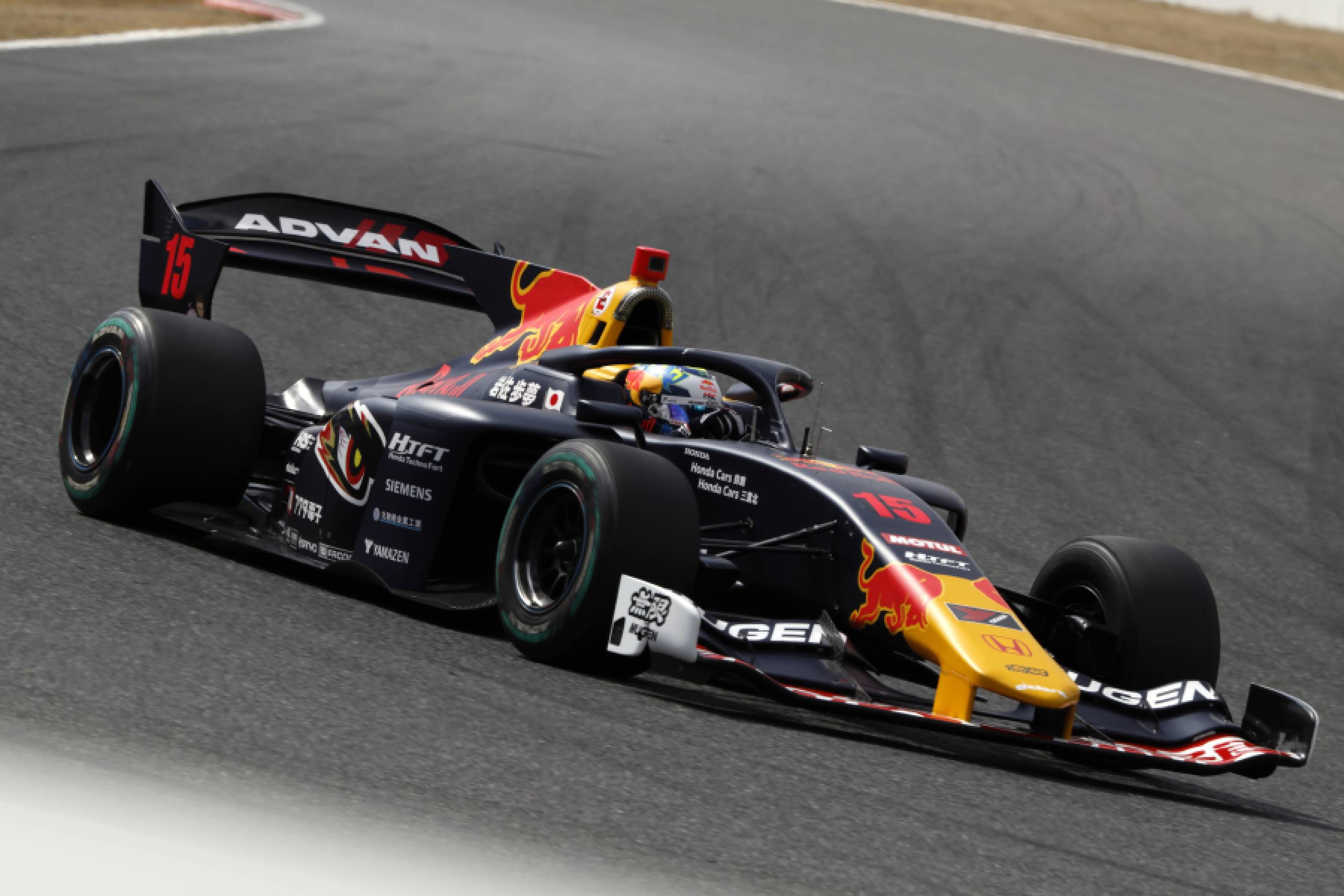 Ayumu Iwasa in SUPER FORMULA opening round