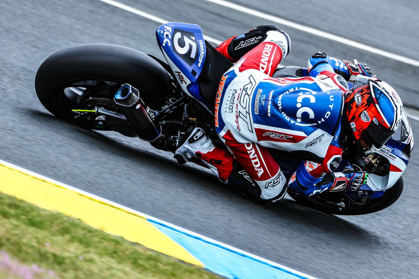 F.C.C. TSR Honda France secures fourth on the grid for the 24 Heures Motos
