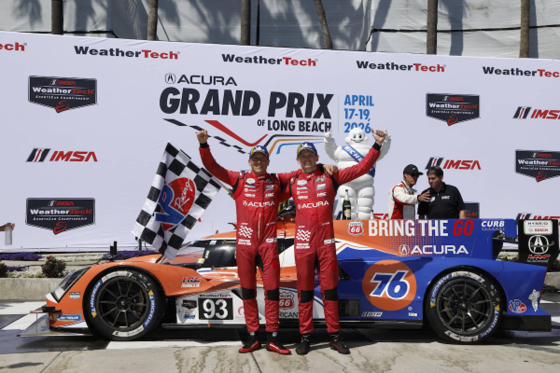 ホームレースのロングビーチでAcuraが優勝を飾る