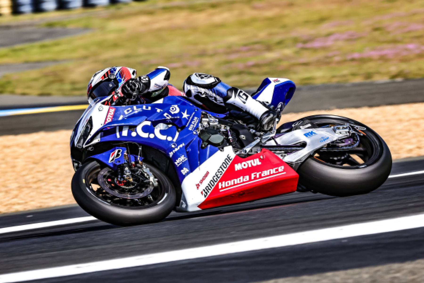 F.C.C. TSR Honda France secures valuable points at the 24 Heures Motos