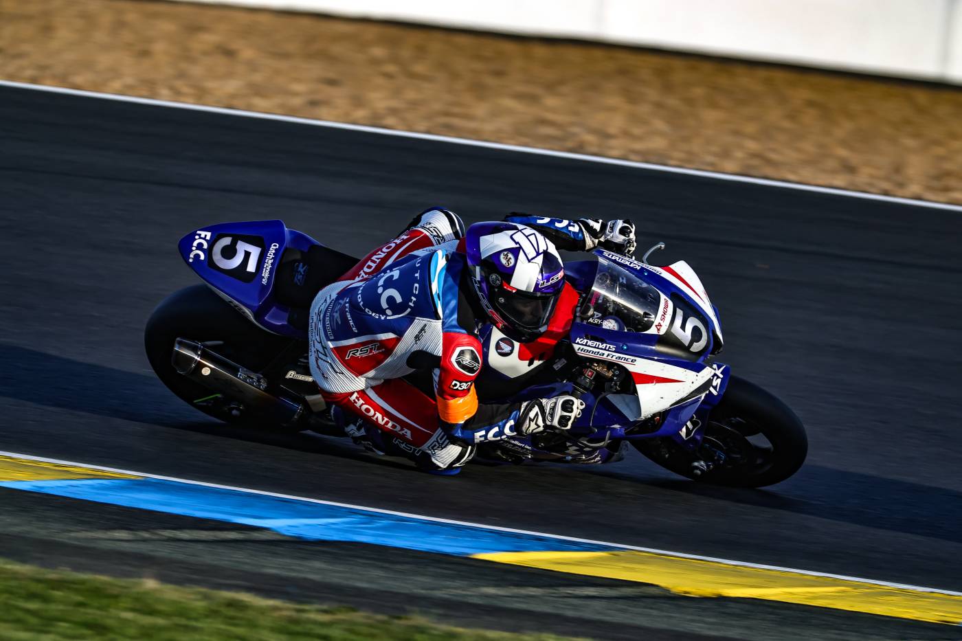 F.C.C. TSR Honda France secures valuable points at the 24 Heures Motos