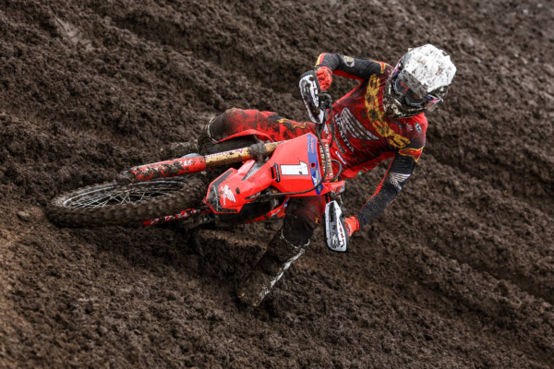 大倉がヒート2で今季2勝目。IA1ルーキーの池田がヒート1で2位
