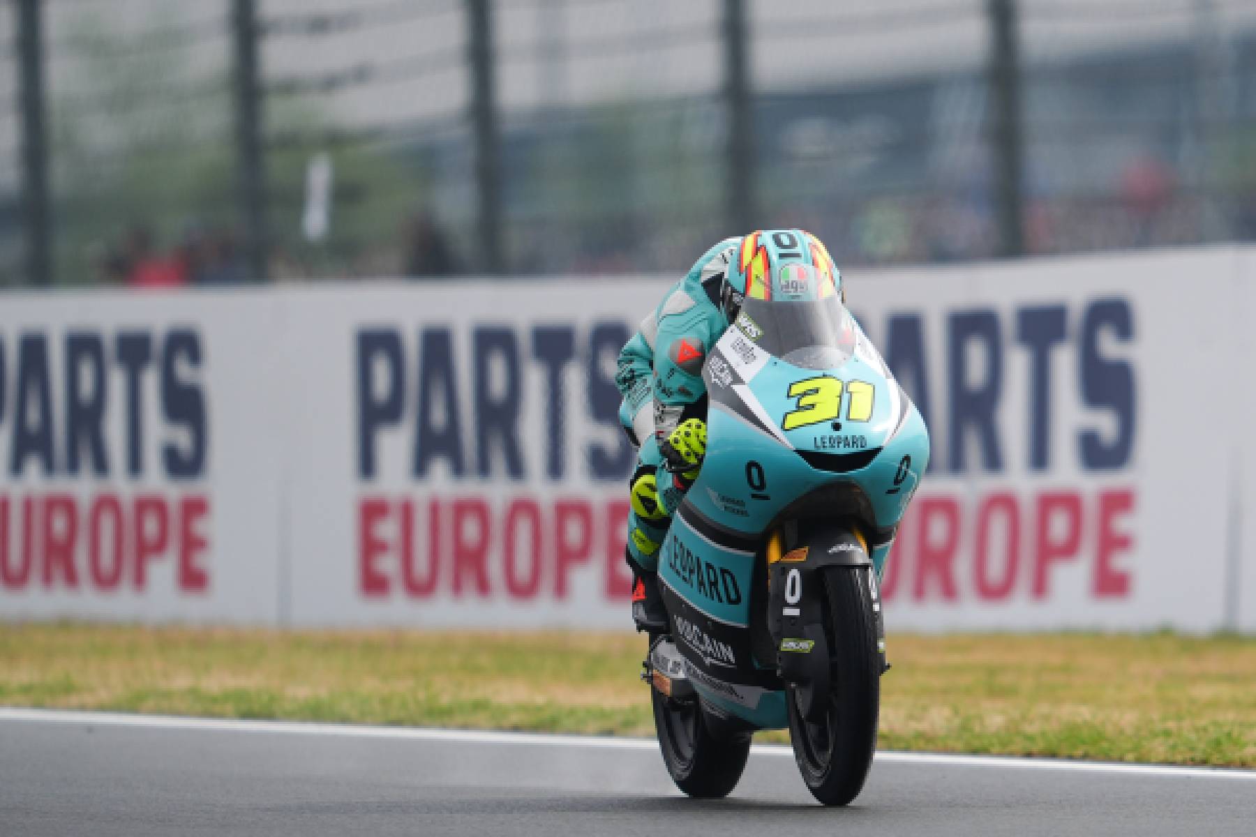 Back-to-back podiums for Fernandez