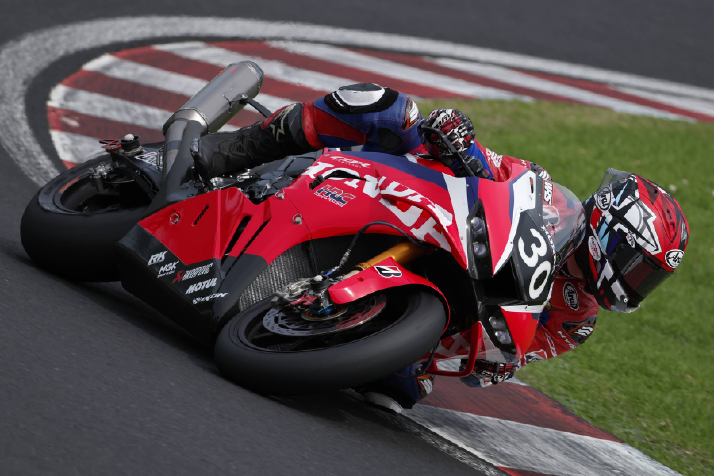 Honda HRCが鈴鹿8耐テスト1日目をトップで終える