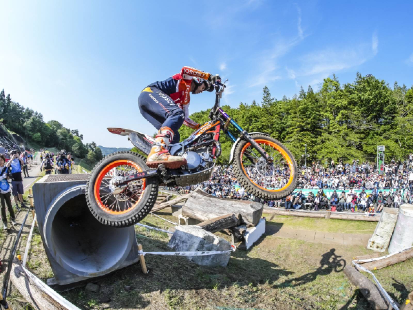 TrialGP26_r2_Bou_02693_ps