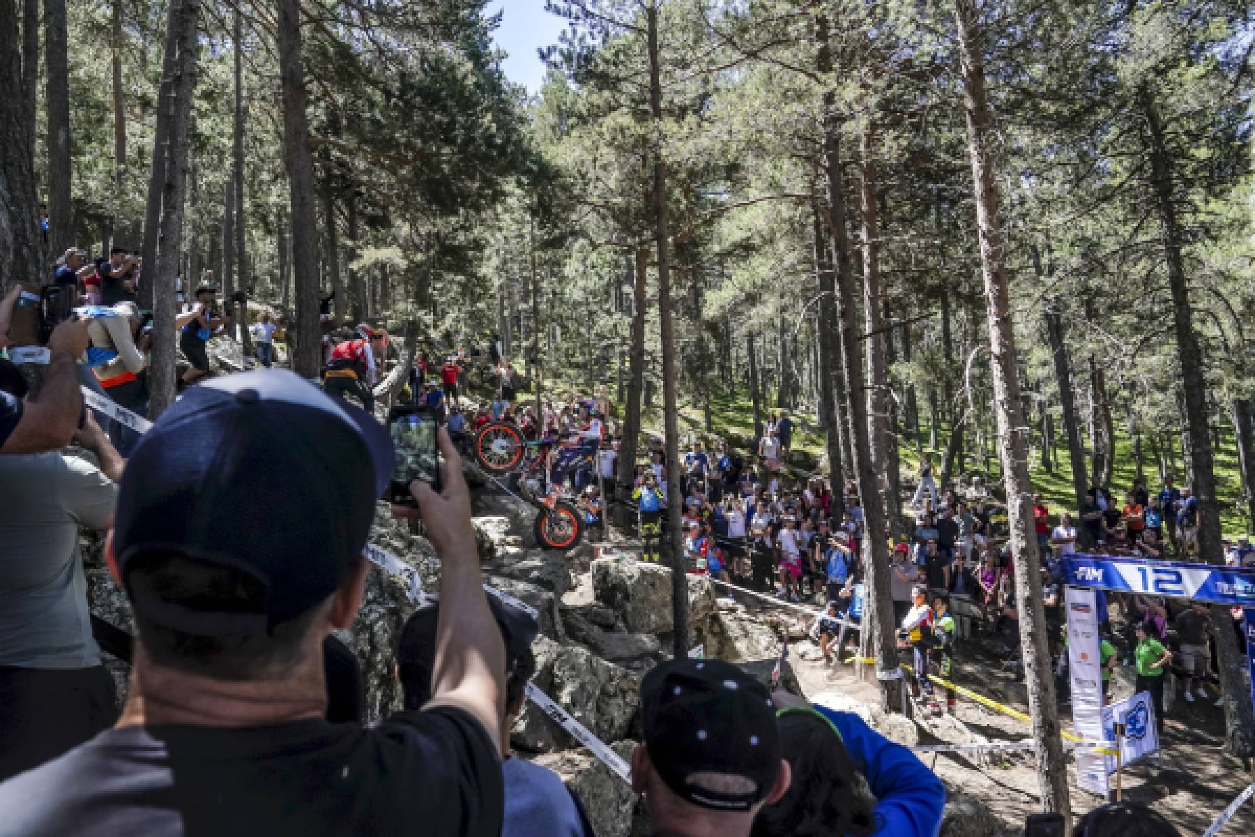 TrialGP26_r3_Bou_03948_ps