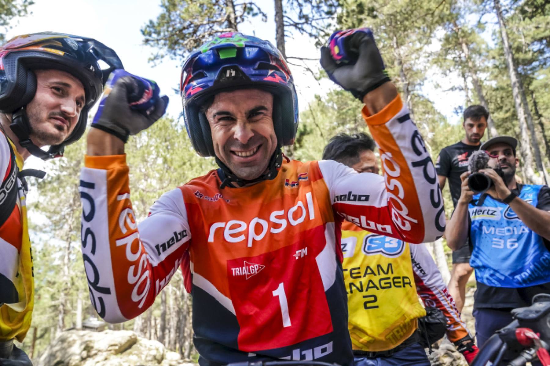 TrialGP26_r4_Bou_07370_ps