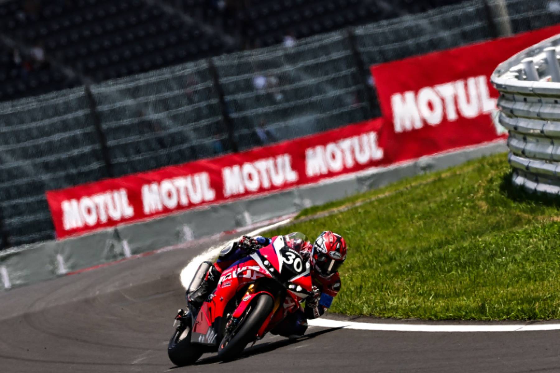 2026-8H-Suzuka-BAKUON TEAM NAGANO, Shigenori SAKURAMYAMA, Ren OKABE, Yuki ITO, YZF-R1