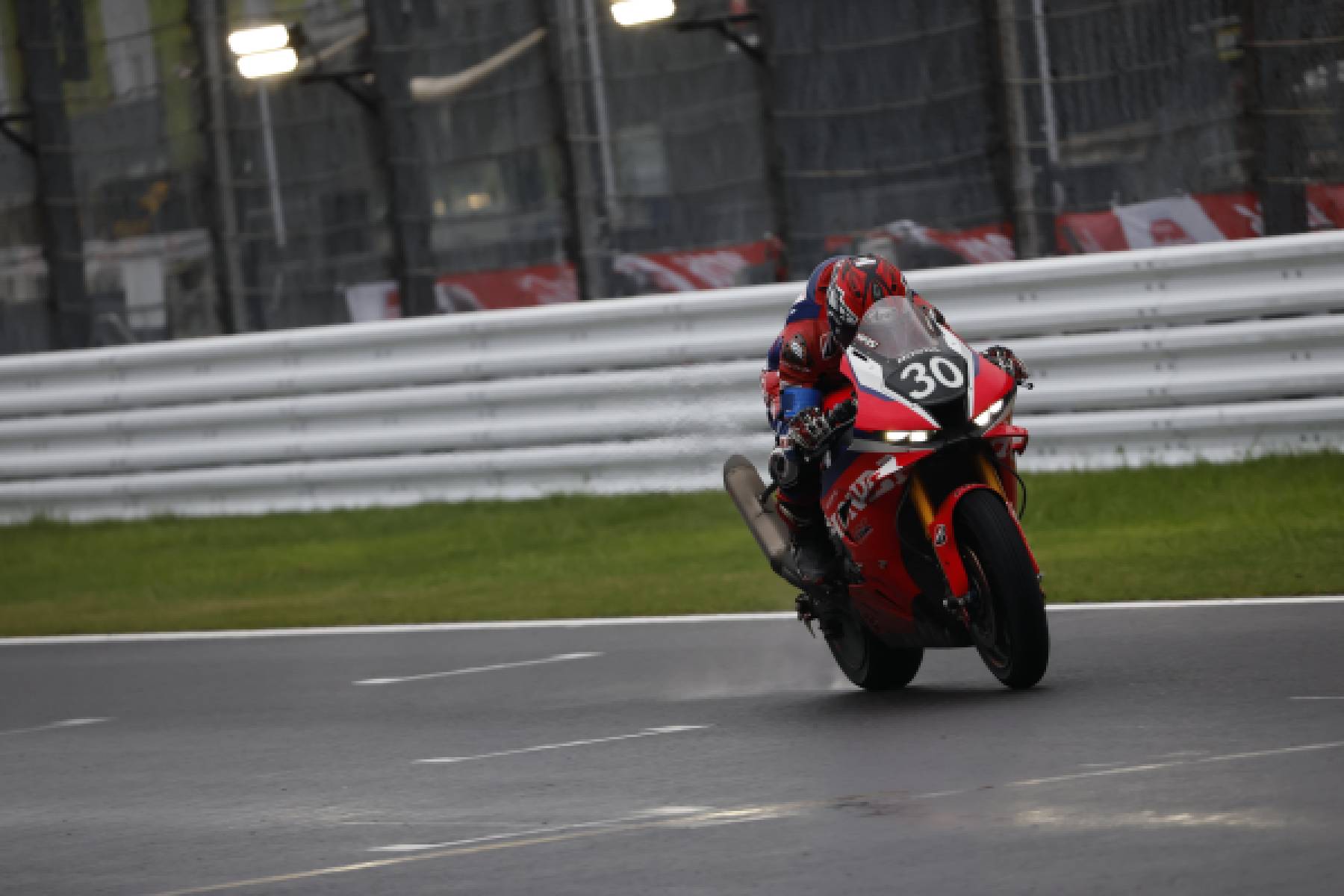 2026Suzuka8hrs3_AK18164
