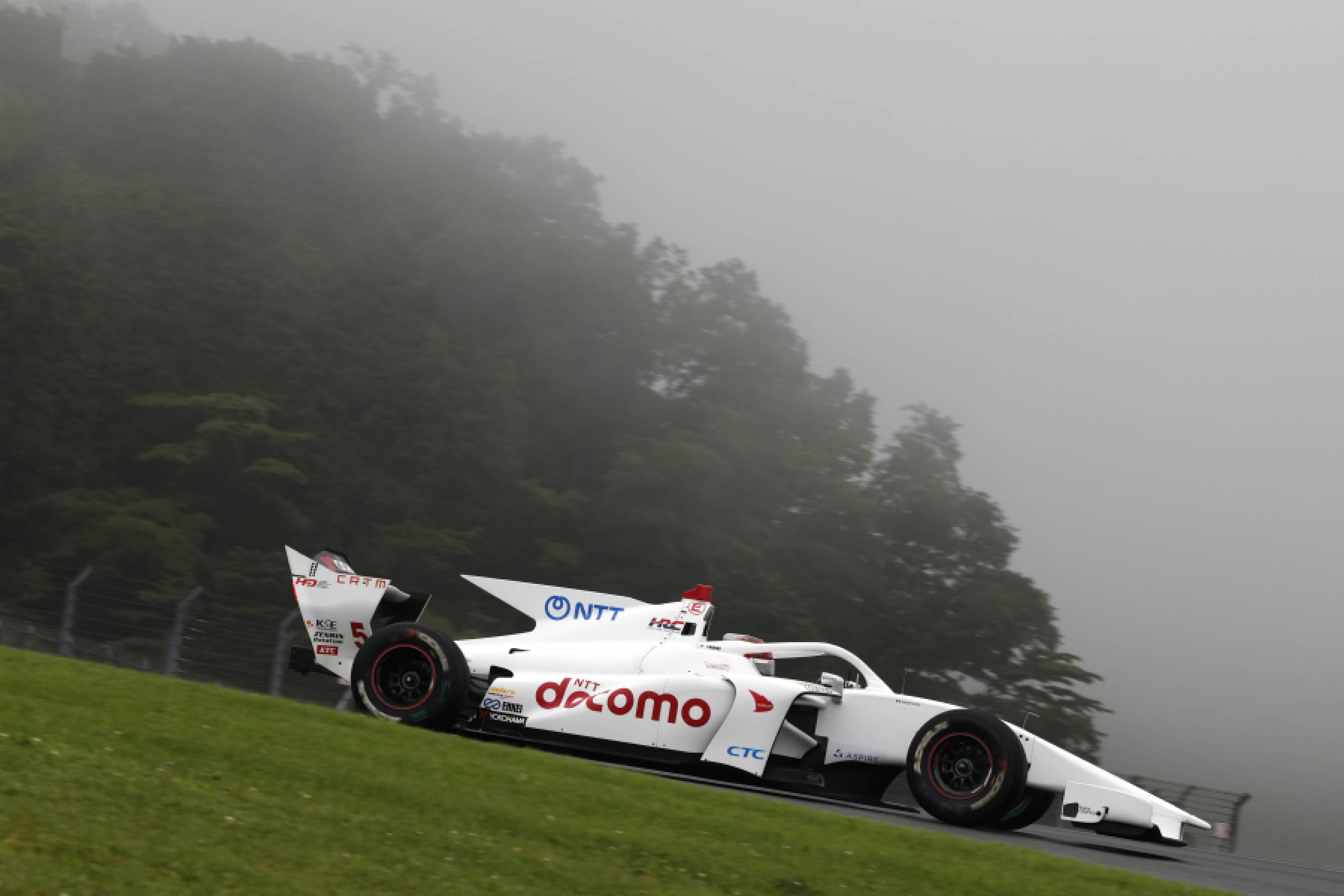 Makino, Nomura and Sato qualify in the top 10 for Round 6