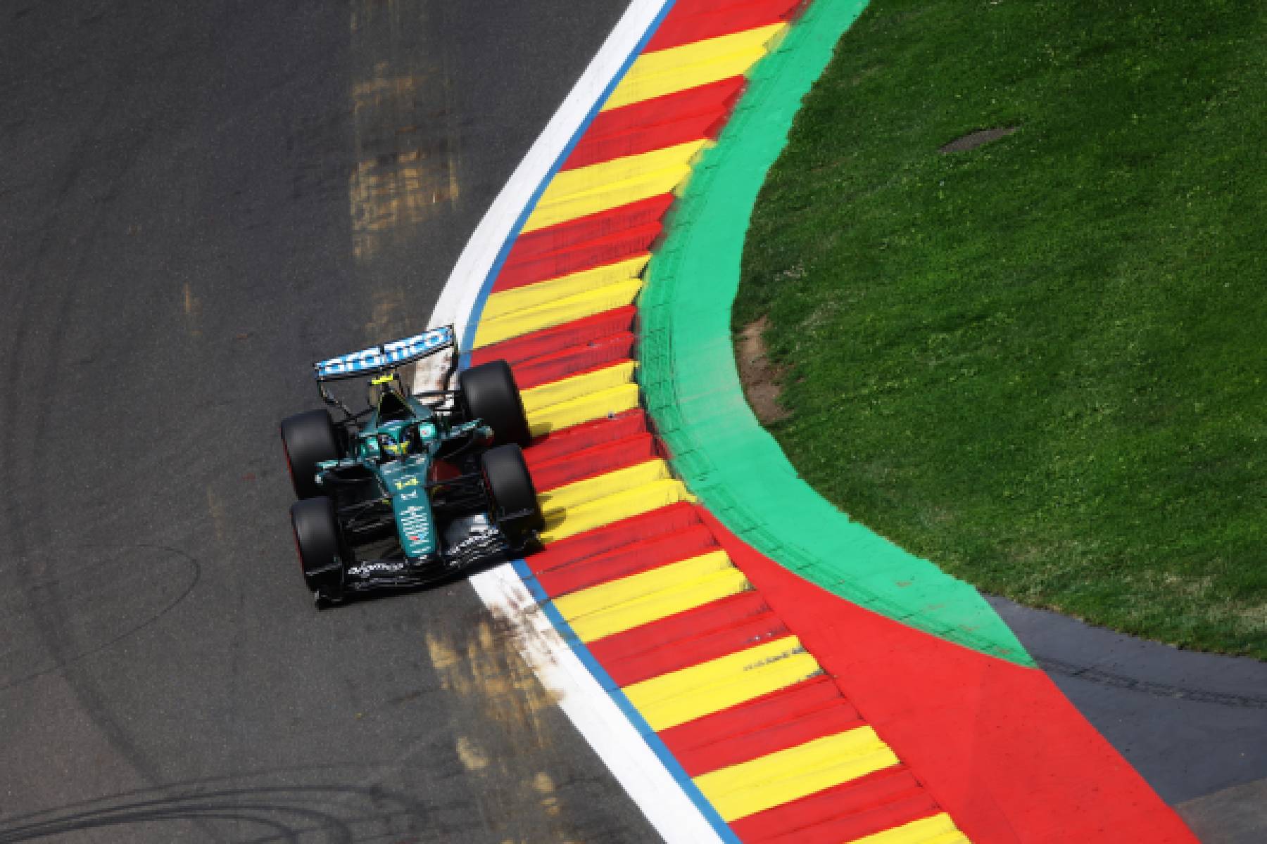 Alonso P21, Stroll P22 in Qualifying