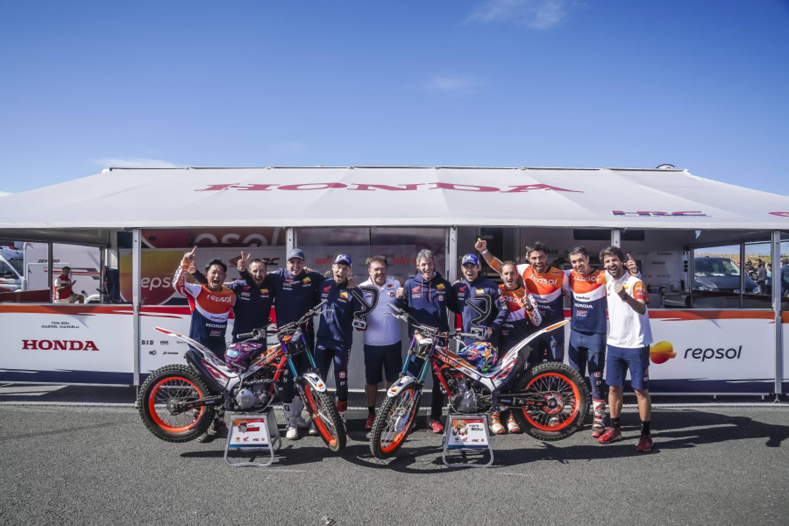 El Repsol Honda HRC cierra un fin de semana perfecto en Anglesey