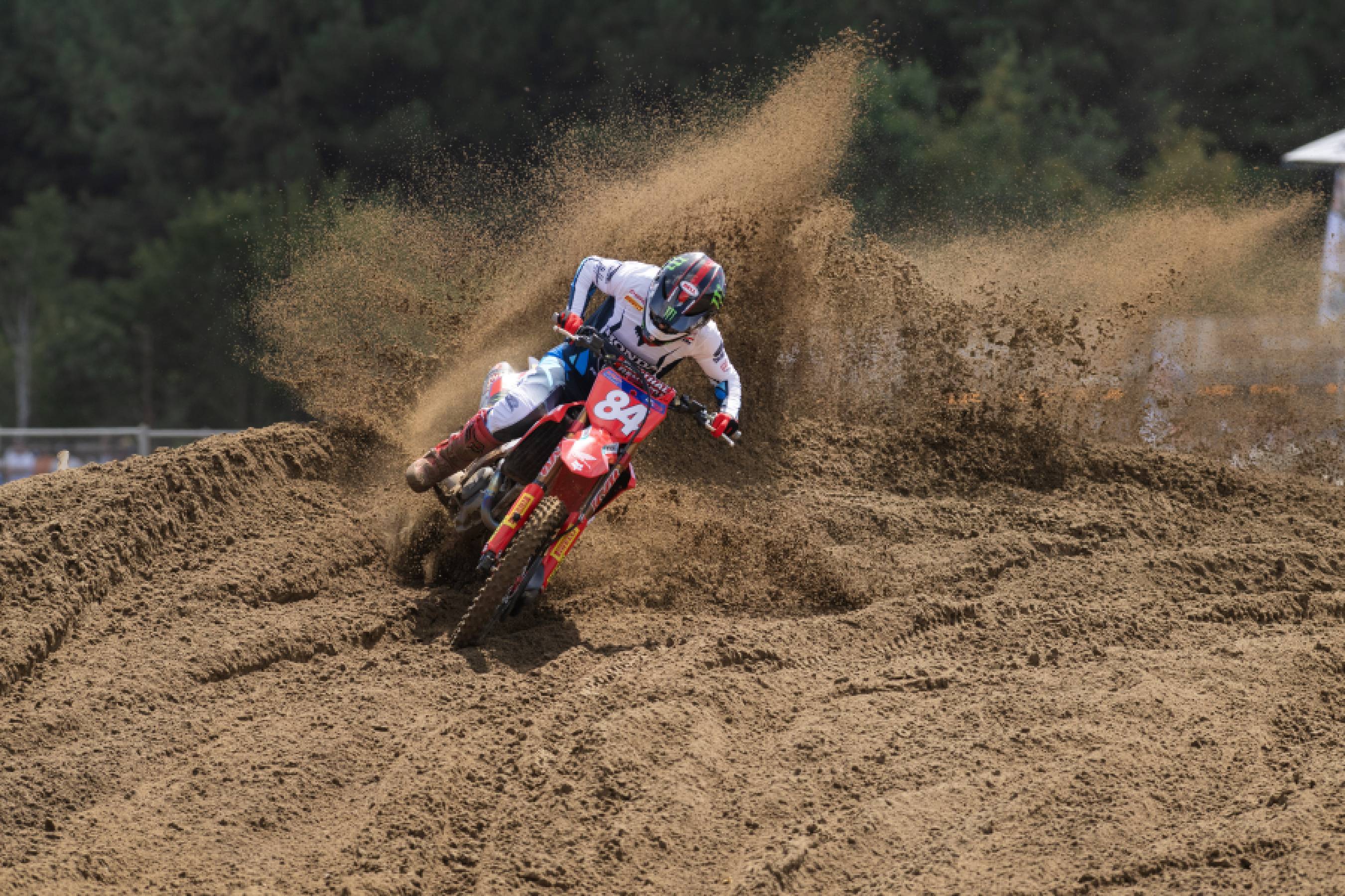Herlings win Belgium qualification to gain more points in championship standings