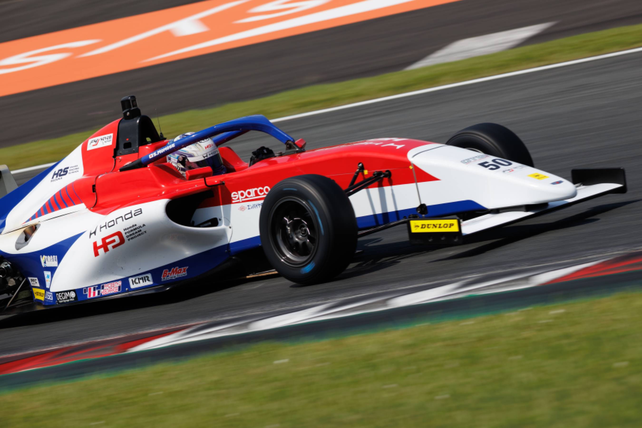 Momose finishes P7 and Kurosawa P9 in Round 5