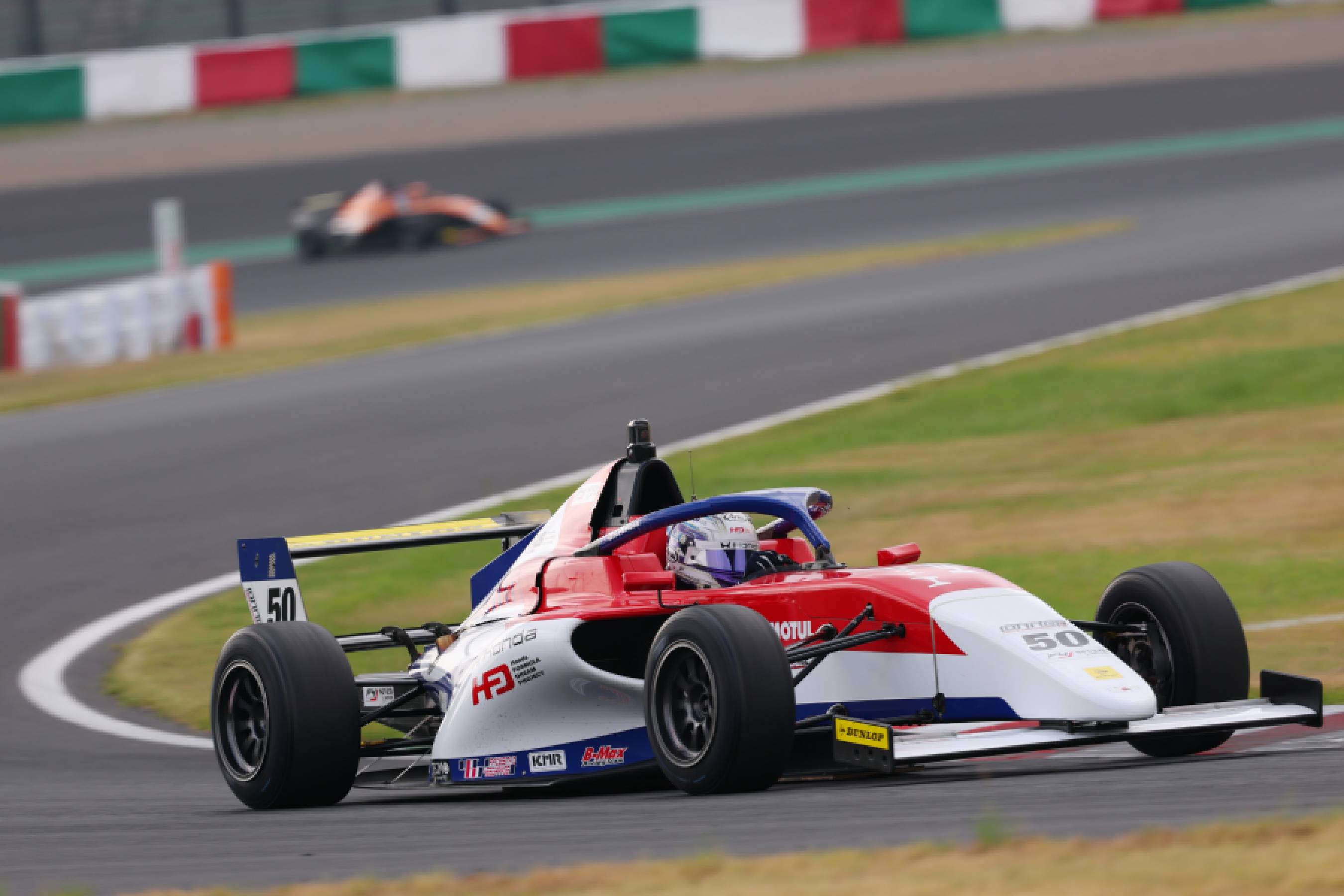 Momose qualifies P13 in Round 7 at Suzuka