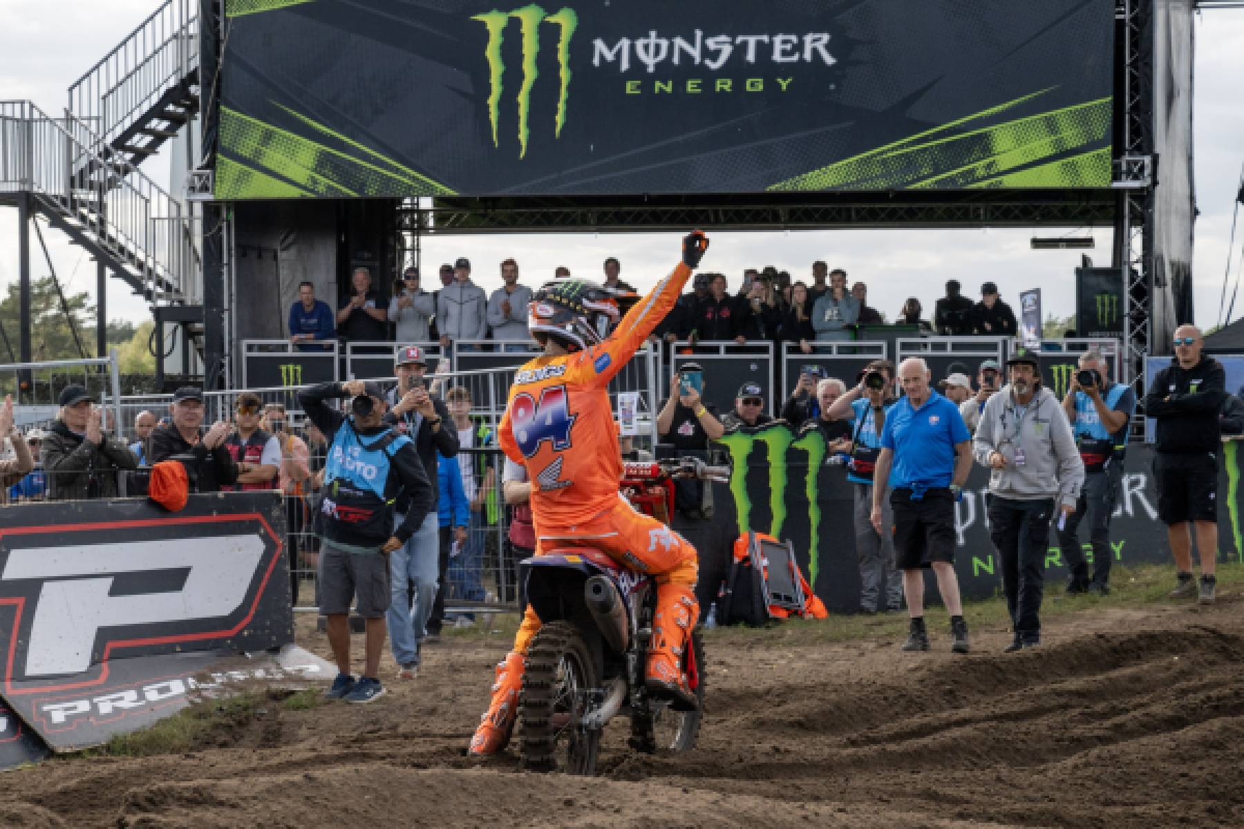 Championship glory on the horizon as Honda HRC PETRONAS head to Turkiye