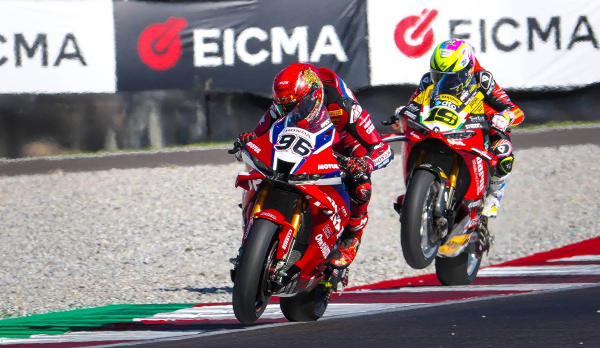 Points for Dixon and Chantra in a very positive Race 1 at Cremona