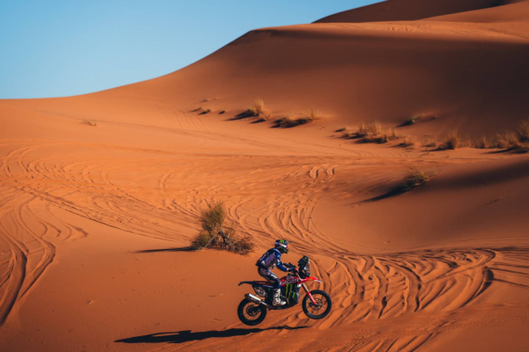 Ventura storms to third consecutive stage win