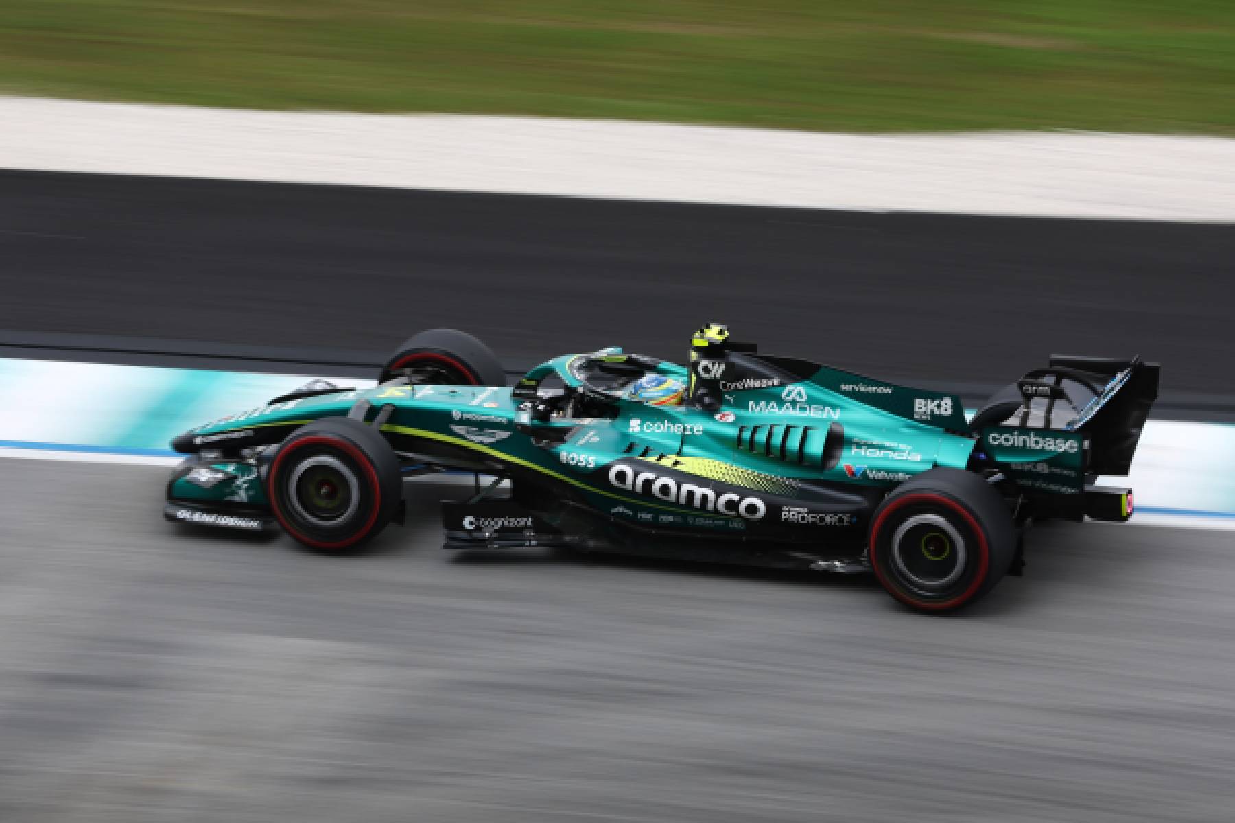 予選はアロンソ12番手、ストロール14番手　今季初めて2台そろってQ2進出